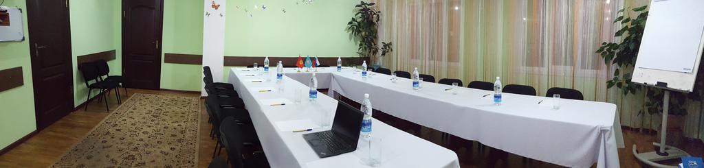 Park Hotel&Hostel Karakol Ngoại thất bức ảnh