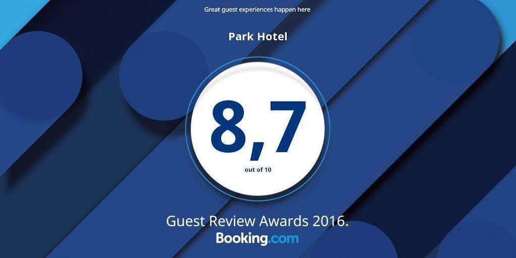Park Hotel&Hostel Karakol Ngoại thất bức ảnh